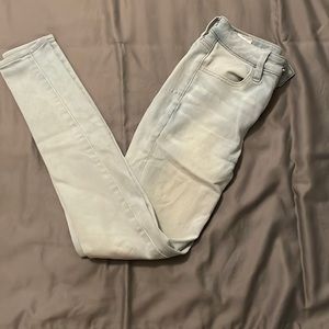 American Eagle stretchy skinny high waisted jeans size 0